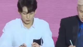 Jungkook smirk when reporter talk about plagiarism in BST [upl. by Weixel]