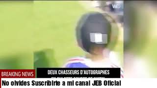 Griezmann de niño pidiendo autógrafos a los jugadores Franceses [upl. by Garges]