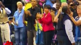 Raw Video Obama Watches WNBAs Mystics [upl. by Brade]