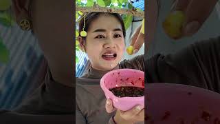 eat otaheite gooseberry 2 homegarden leakhena fruite [upl. by Bartlet]