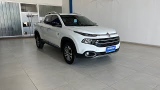 Fiat TORO VOLCANO AUT 20 4X4 DIESEL  2016 [upl. by Ynahpit]