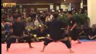 Kriss Fighting Demo Silat Pusaka Gayong [upl. by Nwahser]