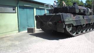 LEOPARD 2 A6 Auspuff sound [upl. by Aicilra229]