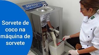 Sorvete de coco na maquina sorvete SV16  Refriarte [upl. by Seessel]