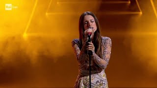 Sanremo 2024  Angelina Mango La rondine  serata cover  emozione allariston [upl. by Anilehs310]