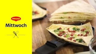 Schnelles Flammkuchen Raclette Rezept  MAGGI Mittwoch [upl. by Hollander]