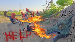 Horror 5 brave SpiderMan use fire to burn a thousandyearold fire dragon to save a girl [upl. by Kyriako303]