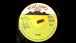 Freddie McKay  Rub A Dub Style Volcano 12quot [upl. by Auhsuj]