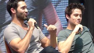 Alpha Con 2014Tyler Hoechlin and Dylan Obrien panel Part 9 [upl. by Ninel408]