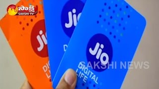 Reliance Jio Effect Malaysias Axiata looks to sell its 20 stake in Idea Cellular [upl. by Perceval589]