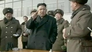 Nordkorea Massenaufmärsche heizen Kriegsstimmung an [upl. by Eliak]