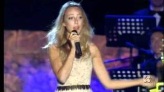 Cristel Carrisi canta Nothing al Mea Puglia Festival 2010 [upl. by Sila295]