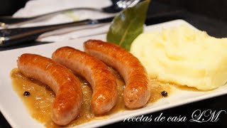 SALCHICHAS AL VINO RECETA FÁCIL ECONÓMICA Y DE TRADICIÓN [upl. by Ahsinotna645]