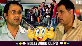 ये एयरपोर्ट हैनहीं रिक्शा स्टेंडवो दोनों रिक्शा स्टेंड से  Rajpal Yadav Waqt Airport Scene [upl. by Shinberg291]