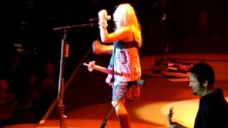 Miranda Lambert quotKerosenequot 41709 LIVE at Mohegan Sun [upl. by Tori]