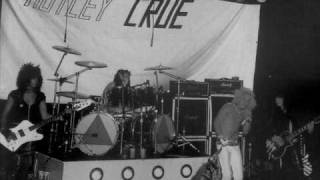 Motley Crue  I Will Survive live 1981 Whiskey [upl. by Meakem]