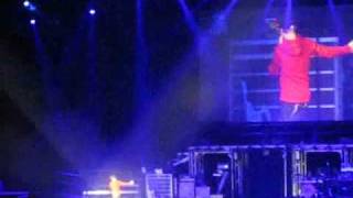 JUSTIN BIEBER Explains his hurt knee  CLEVELAND OHIO 111110 [upl. by Samford222]