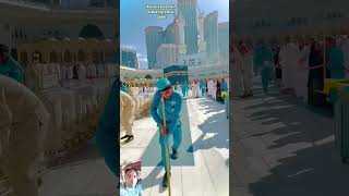 Kaise karte hain kaba Haram Sharif ki saaf Safai masjidalharambeautifulview viralvideo subscribe [upl. by Marti441]