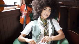 Esperanza Spalding  Really Very Small Live Jimmy Kimmel 2011wmv [upl. by Rhiana]