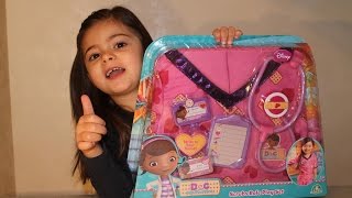 Dottoressa peluche set camice gioco scrubs set dress up doc McStuffins toys disney store [upl. by Kei491]