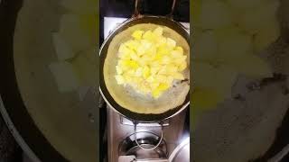 jhinga Aalu pasta ka tasty sabji ki recipe foodrecipe cooking mina s kitchen [upl. by Ayatahs204]