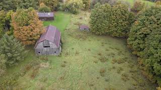 Vieille ferme abandonnée Québec Canada [upl. by Eniotna]