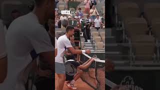 🤣 Djokovic et Medjedovic séclatent au tennis pétanque  Shorts [upl. by Warton]