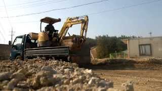 yanmar vio 20mini excavator [upl. by Cressy]