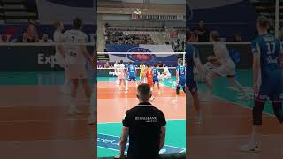 Halkbank Voleybol Takımı maçta [upl. by Seniag]