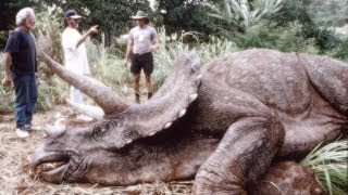 JURASSIC PARK TRICERATOPS  Part 1  Puppeteering an Animatronic Dinosaur [upl. by Welker]