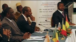 CEDEAO envia forças para GuinéBissau e Mali [upl. by Threlkeld]