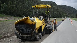 BOMAG BF 300 P II [upl. by Omari783]