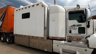 2005 HUGE White Kenworth With Super Sleeper Spotted At Truck Stop [upl. by Eriha]