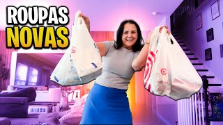 Comprei muitas roupas novas  levei minha amiga numa loja diferente [upl. by Ahtenak]