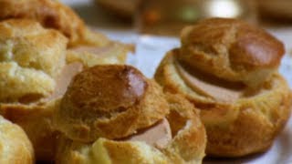 Recette  Gougères farcies au foie gras – Noël [upl. by Anirtak]