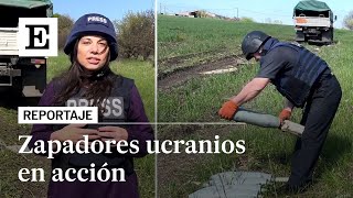 Limpiando Ucrania de proyectiles rusos  EL PAÍS [upl. by Frida713]