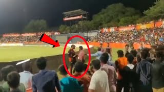 Murali Vijay Fight With Fans During Live TNPL 2022 Match  Fans Chanting DK DK  Dinesh Karthik News [upl. by Abehsat399]