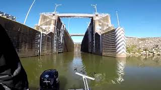 How to properly lock thru TN river Dams [upl. by Alfi]