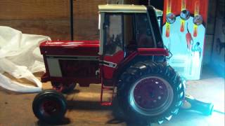 MY 116 SCALE 1976 INTERNATIONAL 1086 TRACTOR [upl. by Eikram901]