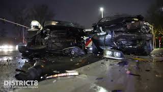 Veel schade na aanrijding op druk kruispunt Westlandseweg Delft [upl. by Ofloda721]