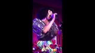 Kimbra  Good Intent live [upl. by Tavia38]