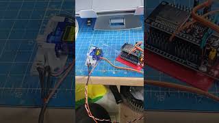 ESP32 with Rocrail feedback [upl. by Ellebanna]