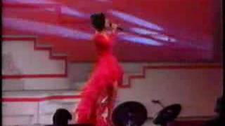 Selena cantando Ya ves en el Tejano music awards 1992 [upl. by Aninad889]