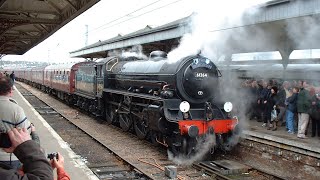 61264 B1 Locomotive hits the buffers at Norwich [upl. by Westbrooke]