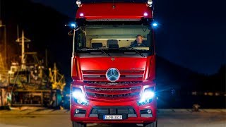 2024 Mercedes Actros 1848 LS 4X2 Tractor Truck Walkaround  Solutrance 2023 [upl. by Atnuhs]