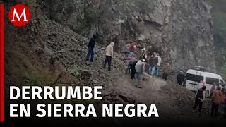 Tras lluvias por Chris derrumbe incomunica la Sierra Negra de Puebla [upl. by Aiken]