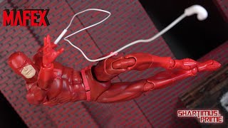 MAFEX Daredevil Marvel Comics Medicom Toy 112 Scale Import Action Figure Review [upl. by Nodnal455]