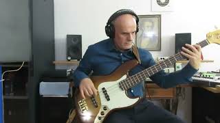 Ancora tu Lucio Battisti  bass cover [upl. by Atirac]