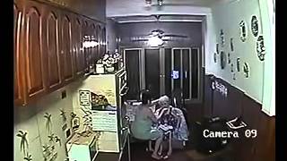 Abuela maltratada por su cuidadora en Villa Maipu [upl. by Nirol]