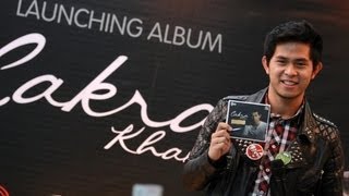 Cakra Khan  Tak Bisa Lepas Lyrics Video HD [upl. by Eecyak]